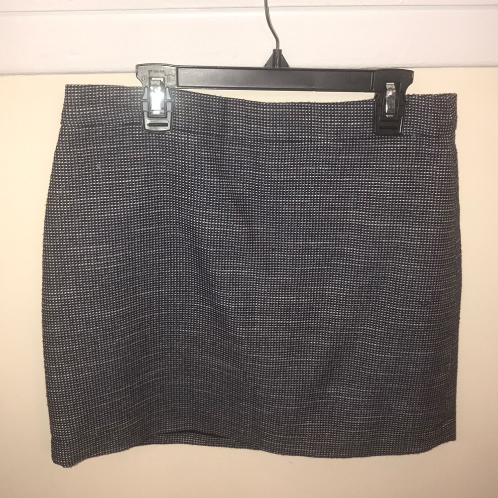 Plaid tweed mini skirt with exposed zipper in back